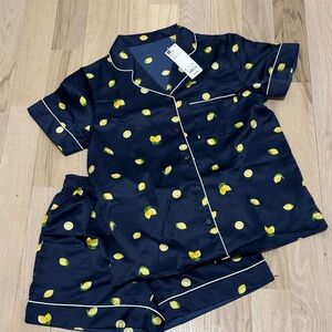 GU (Uniqlo sub brand) Navy and lemons pigiama set - Japan exclusive